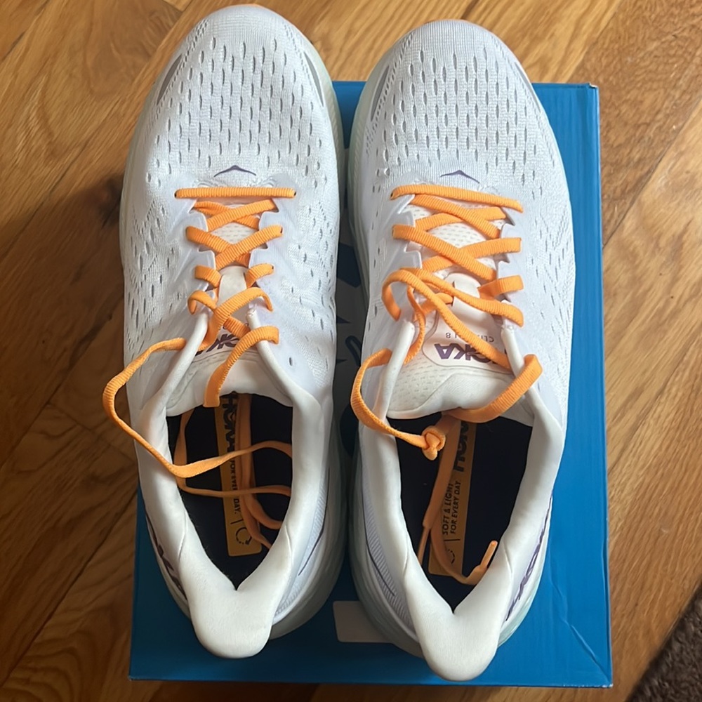 Hoka Womens Size 11 Clifton 8
